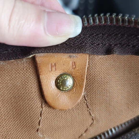 SOLD // Authentic Louis Vuitton Speedy 35 - Picture 8 of 10